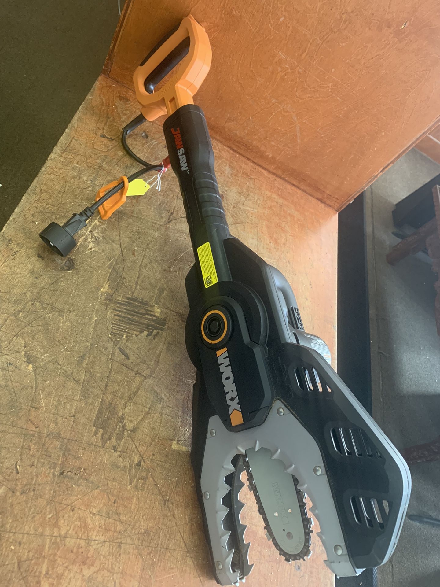 Worx WG308 Electric Corded JawSaw  Chainsaw 