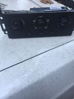 04-08 Grand Prix climate control