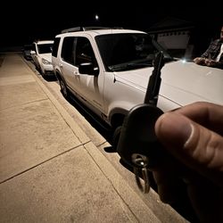 Car Keys/Fobs/Llaves De Autos