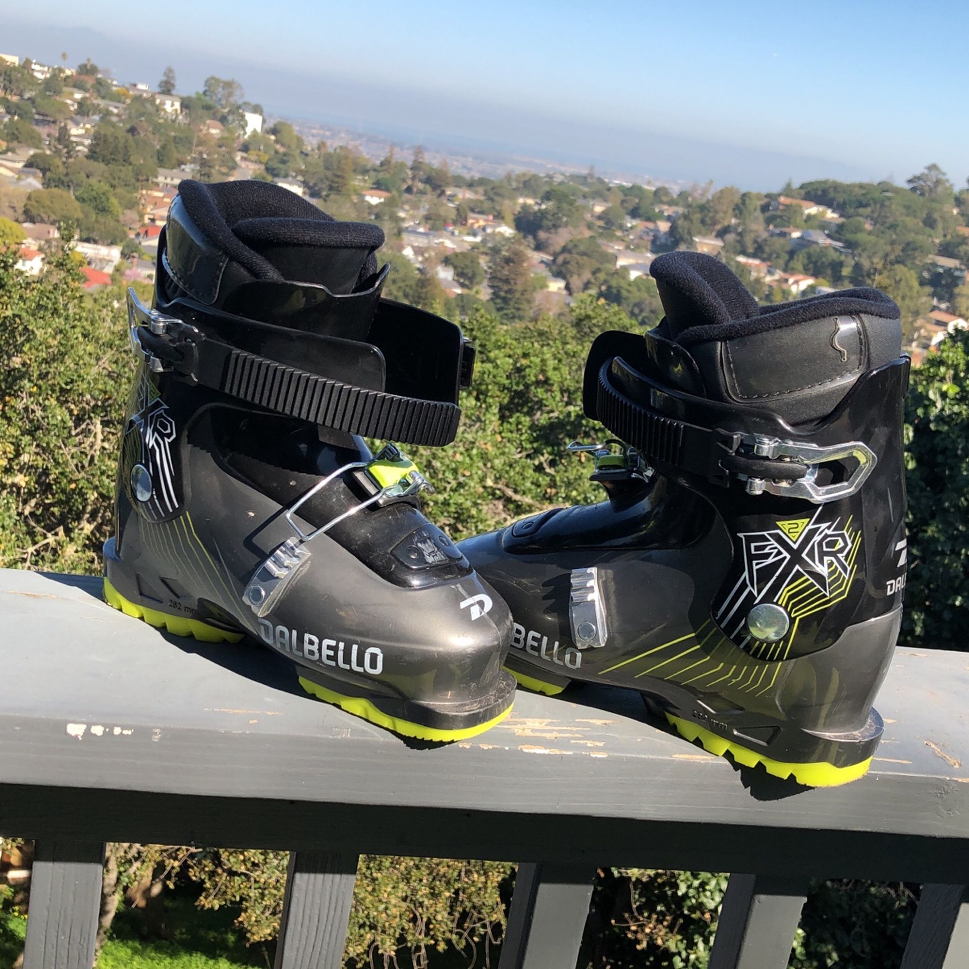 Dalbello FXR2 262mm Youth Ski Boots Nearly New