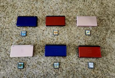 6 Nintendo DS LITE 'S and GAMES FOR $$$