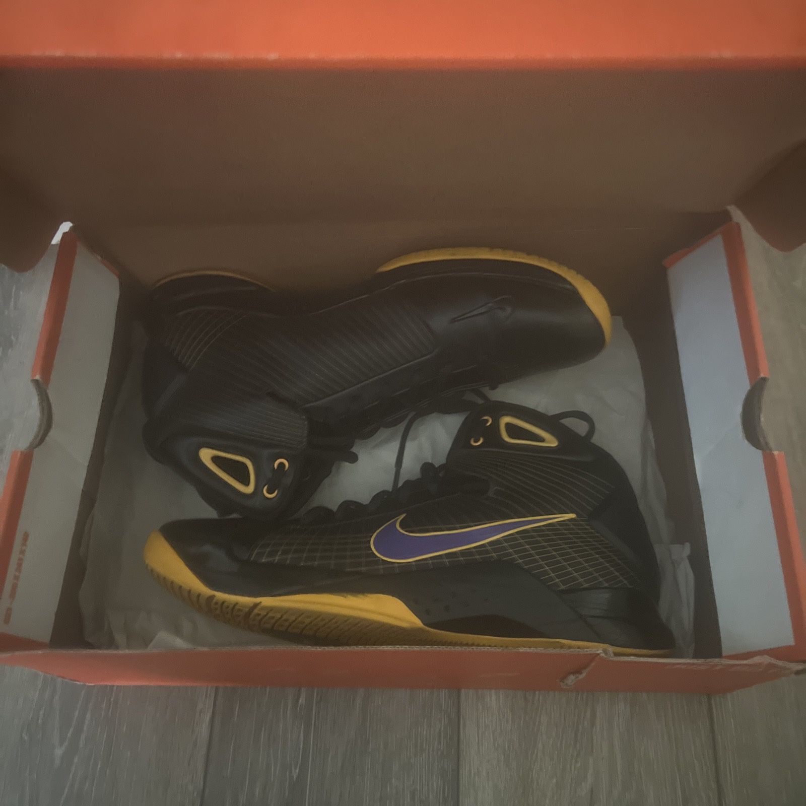 RARE Nike Kobe Bryant Hyper dunk Away Lakers Size 10.5