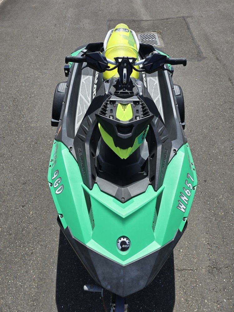2021 Seadoo Trix 2up