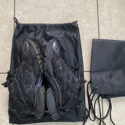 Balenciaga Runners size 9