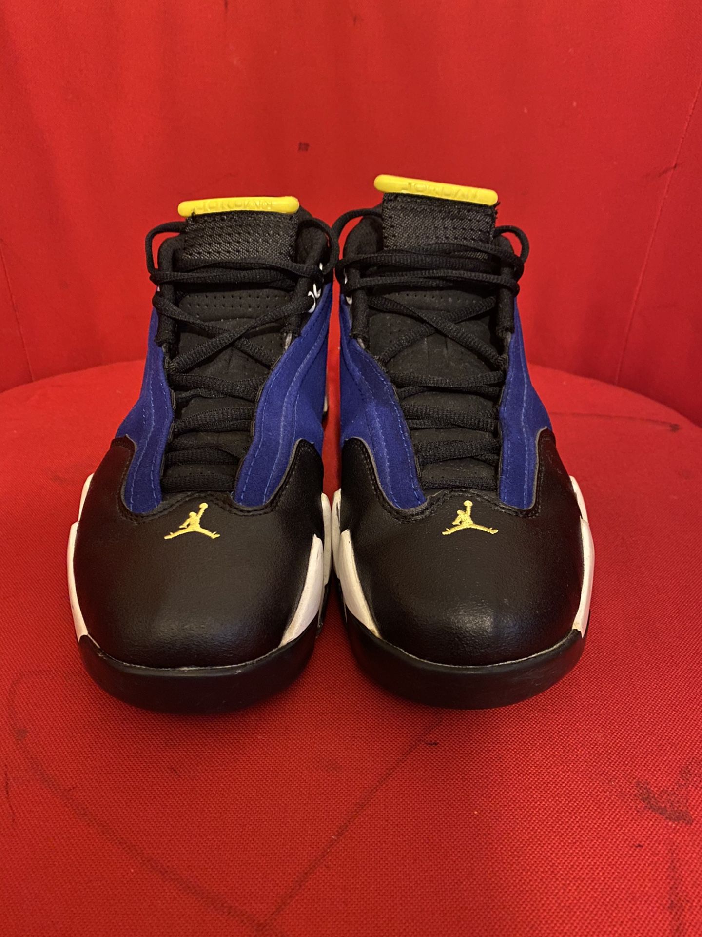 Air Jordan 14 Retro Low size Y3 Almost Brand New Worn Couple