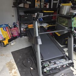 NordicTrack Commercial 1750