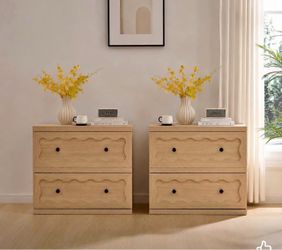 Set of 2 Wood Nightstands with Wavy Drawers