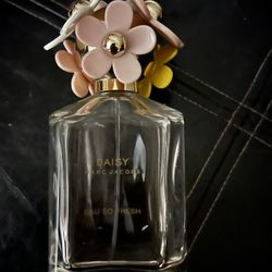 Daisy Perfume 