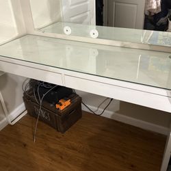 Vanity/desk
