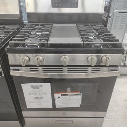 FEBRUARY SALE! GE 30-inch Free-Standing Electric Range with a Radiant Smooth top cooktop