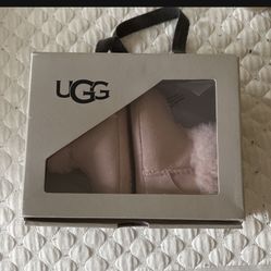 UGGS Pink
