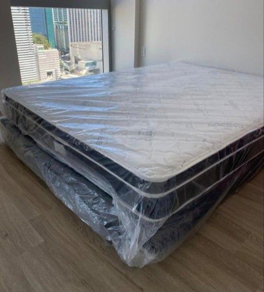 New KING SIZE MATTRESS WITH FREE BOX SPRINGS COLCHONES NUEVOS 