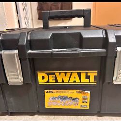 DEWALT
