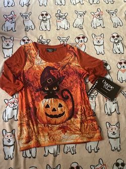 Women Halloween shirt
