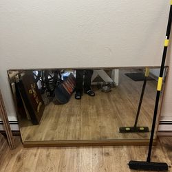 52x32 mirror
