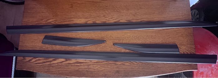 9th Gen Civic Coupe Body Side Molding