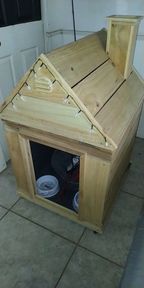 New Handcrafted Wood Dog House And Supplies