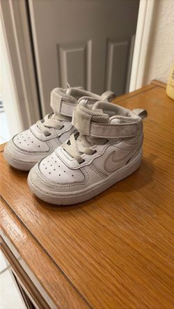 Nike toddler shoe