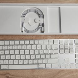 Apple Magic Keyboard (with Numeric keypad) - English (US) - Silver
