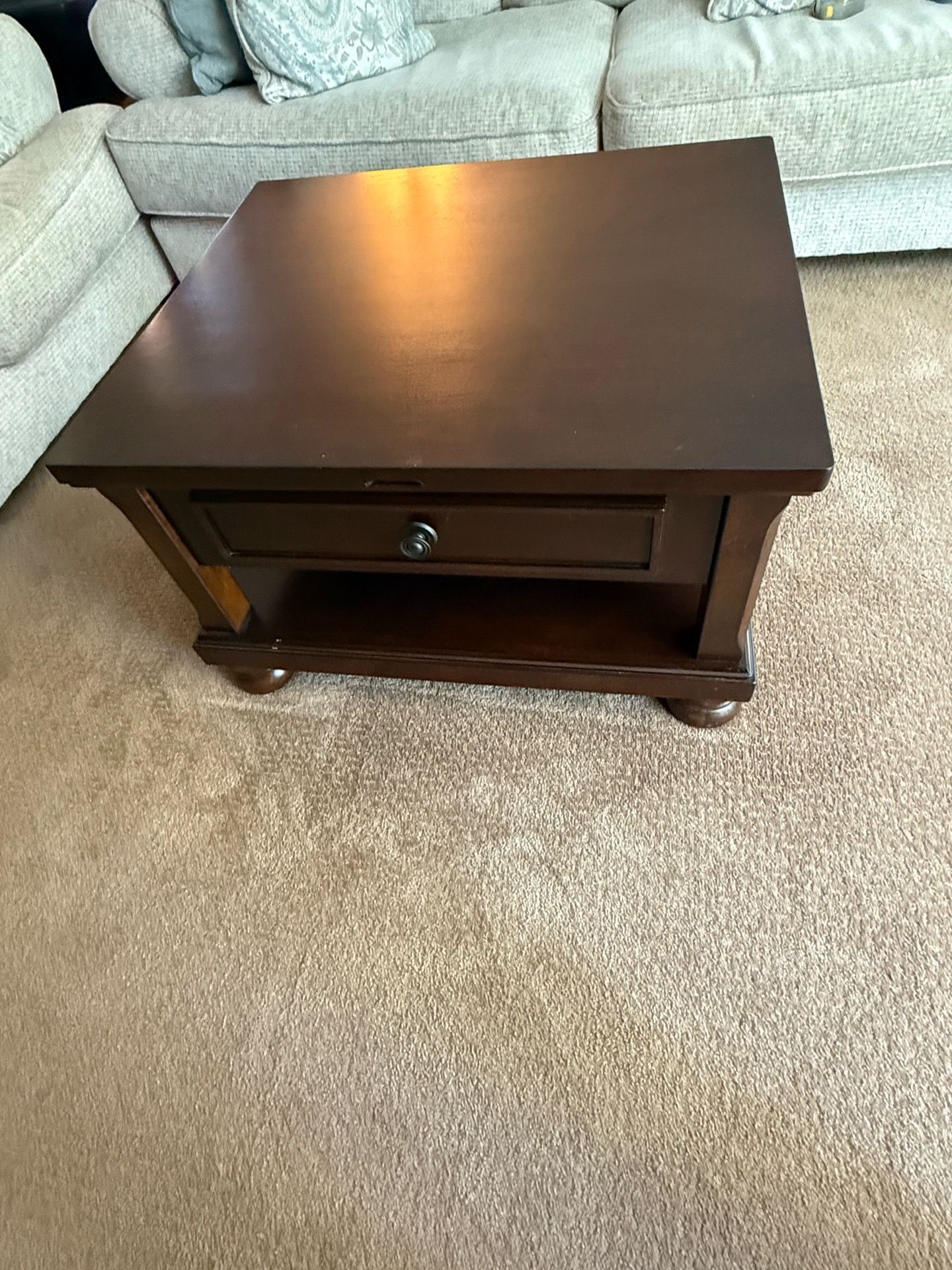 Coffee Table with Lift Top Extension