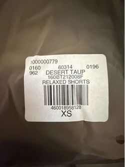 Essentials Shorts Desert Taup size XS