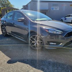 2015 Ford Focus Se 