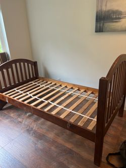 Free 2 single oak wood bed frame
