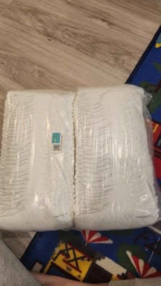 Pampers Size 1 Diapers (70 Count)