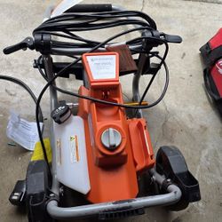 Feedback
Husqvarna 2000 PSI Electric Powered Pressure Washer