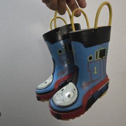 THOMAS TRAIN Size 6 KIDS BOOTS 