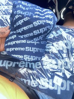 Supreme hat and crew neck sweater