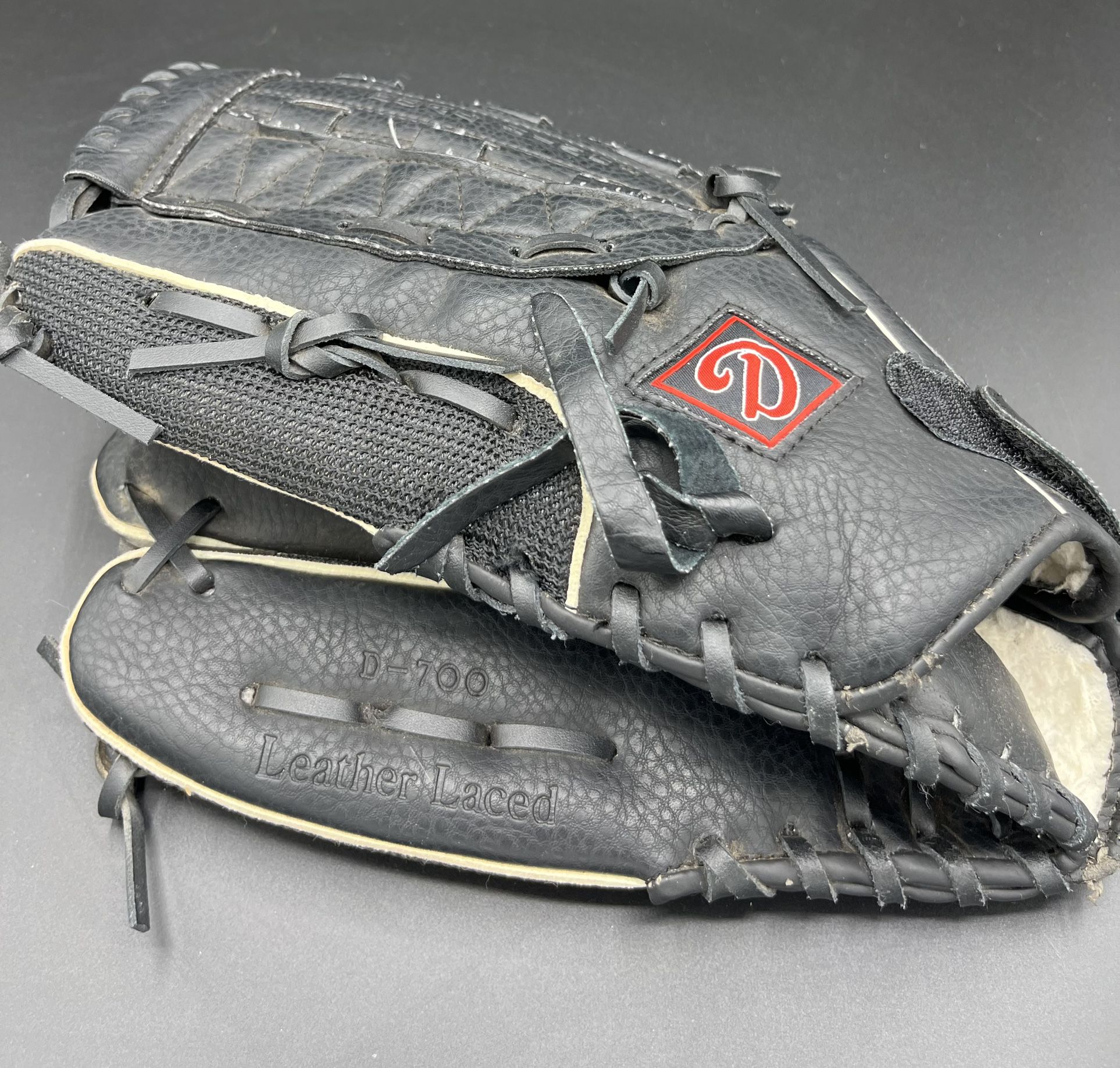 Diamond Baseball Softball Glove D-700 LHT 13.5" Dual Hinge Good Usable Shape