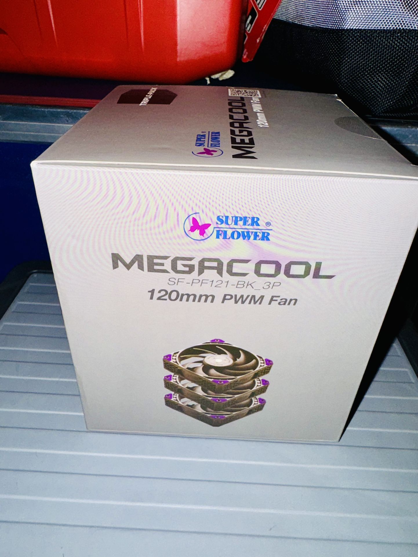 Triple-Pack Super Flower® MEGACOOL 120mm fans