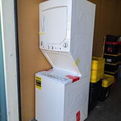 Brand New Stack Washer/Dryer GUD24ESSM1WW - 700.00 OBO