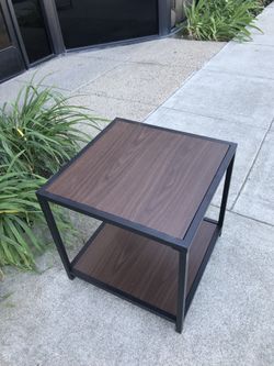 End table