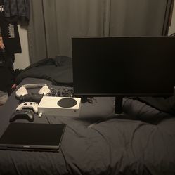Xbox Series S And Odyssey G5 Monitor (Plus Other Accessories)