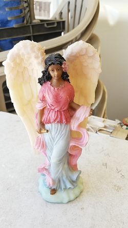 Ángel de porcelana