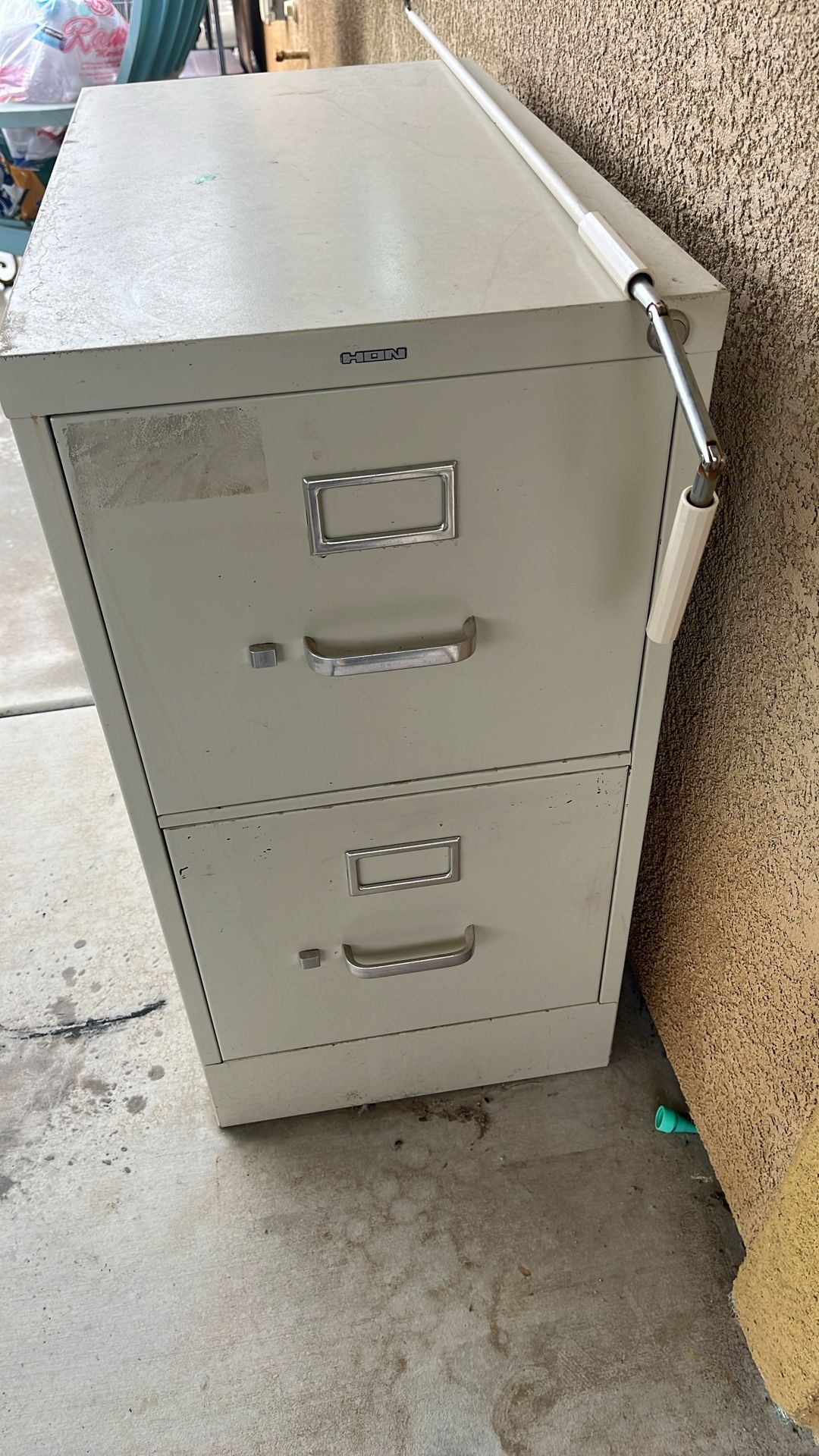 Hon Metal 2 Drawer File Cabinet