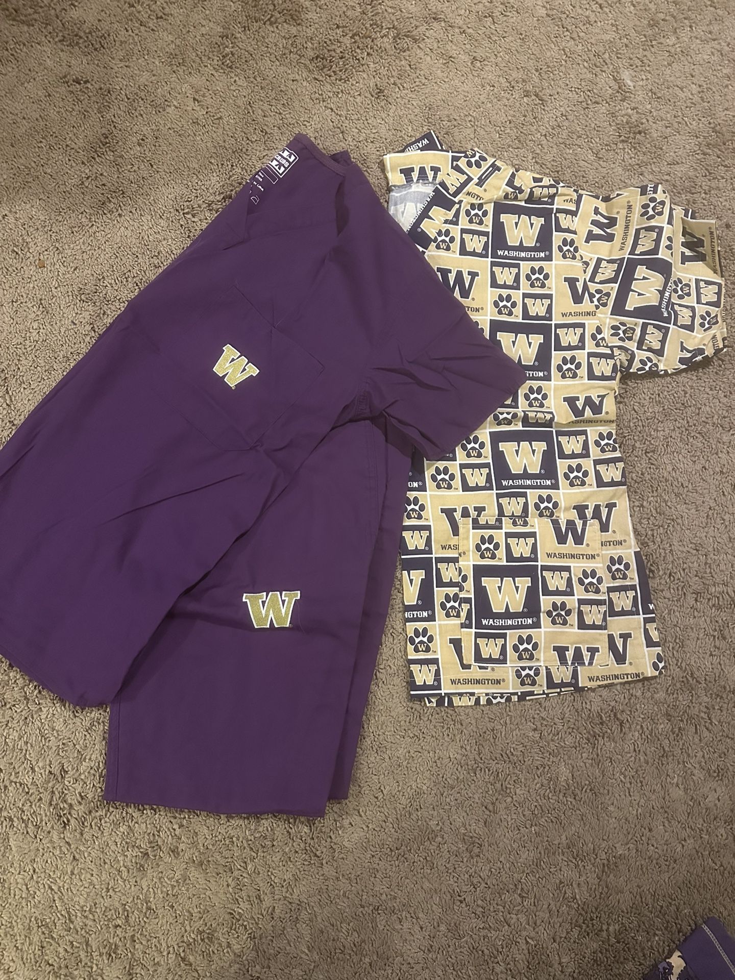UW Scrubs