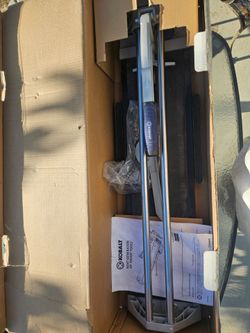 Tile cutter