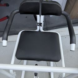 Hydraulic lift chair 