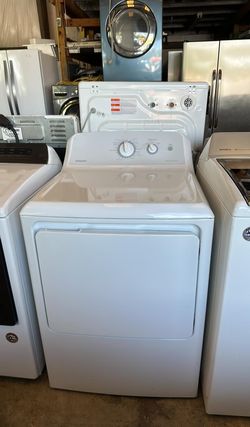 Hot Point Dryer Electric White Heavy Duty
