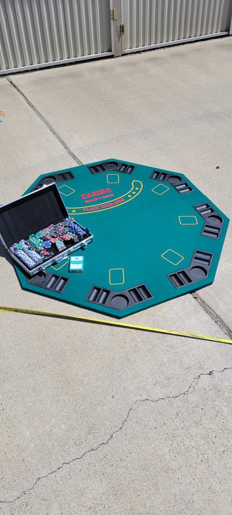 Poker Table Felt Topper and Chips With Case