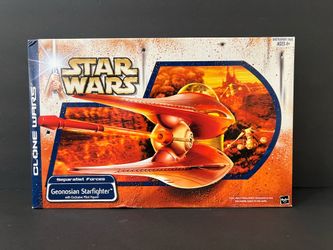 Hasbro Star Wars Clone Wars Geonosian Starfighter Separatist Forces Ship NEW