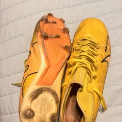 Nike Vapor Size 9.5