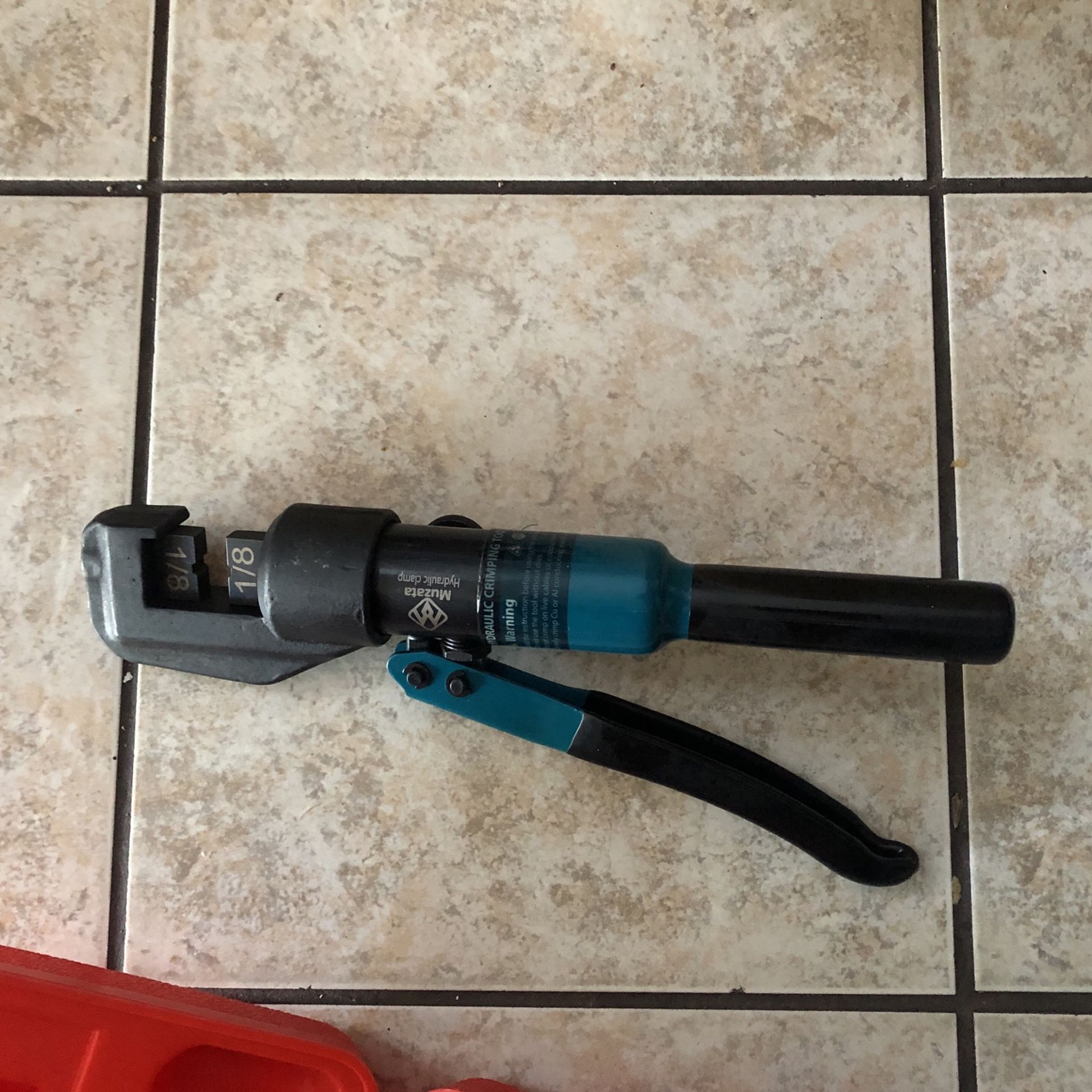 Hydraulic Clamp /Muzata 1/8