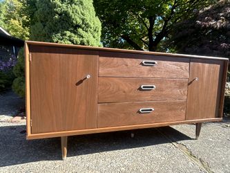 Mid Century Vintage Walnut Credenza 