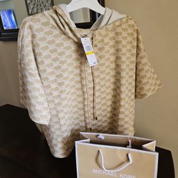 Michael Kors Top Size M