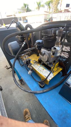 Kaeser as20 Air Compressor with booster & tank