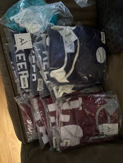 New women shirts Different sizes are 40 or more pieces all for $50